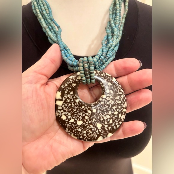 Statement Necklace - Picture 4 of 4